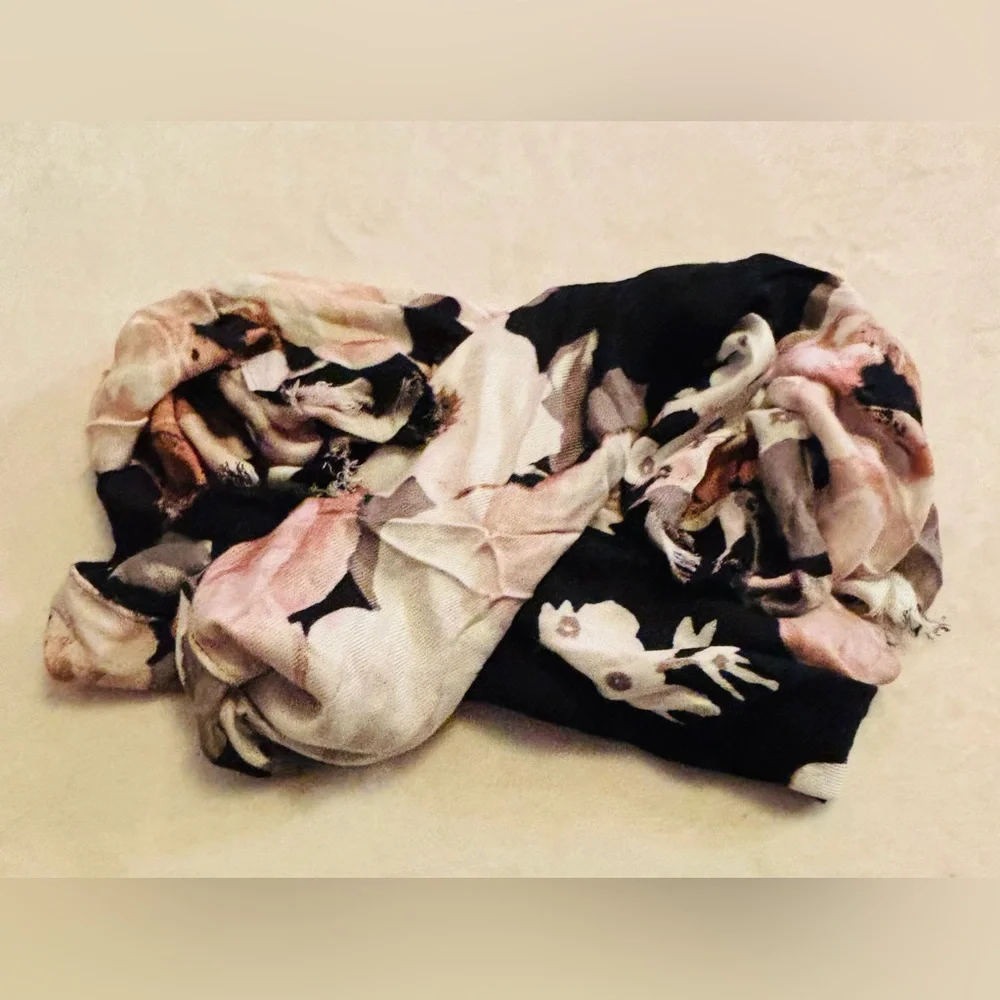 Liz Claiborne Rayon Floral Black and Pink Scarf. 27”x72” NWT